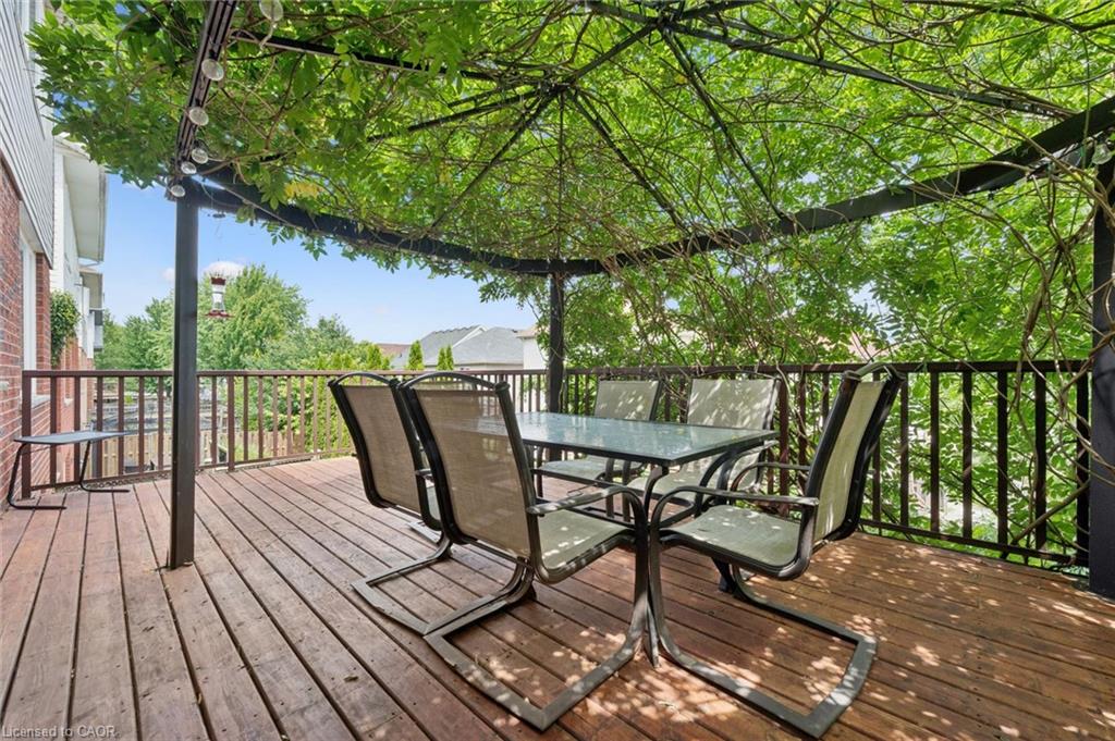 360 Red Osier Road Property Photo 17