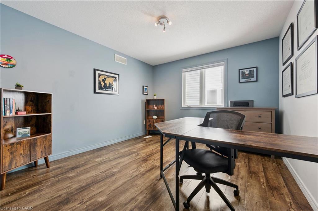 360 Red Osier Road Property Photo 26