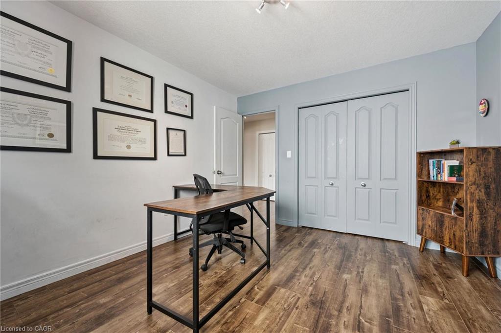 360 Red Osier Road Property Photo 27