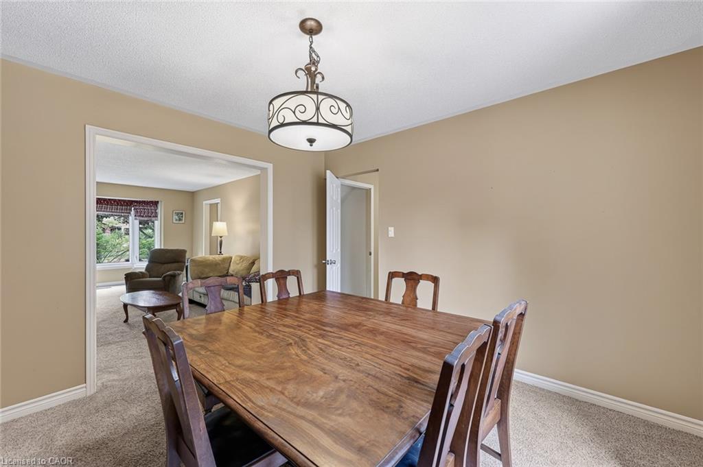 27 Sioux Crescent Property Photo 16