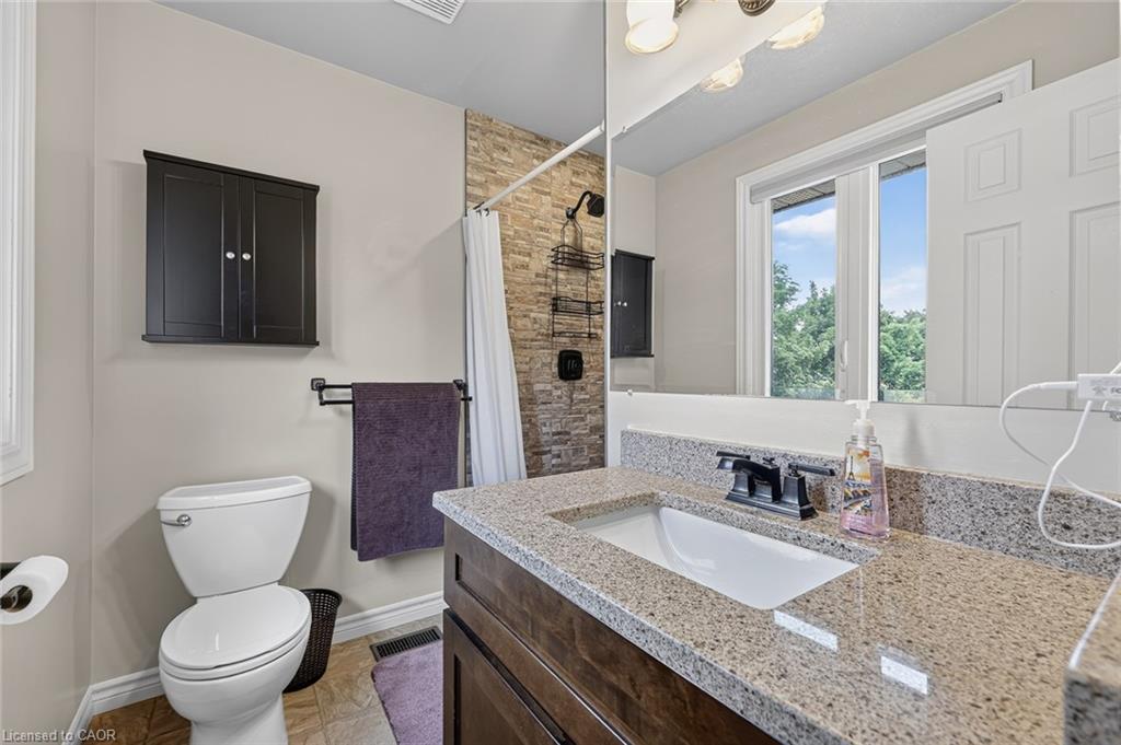 27 Sioux Crescent Property Photo 27