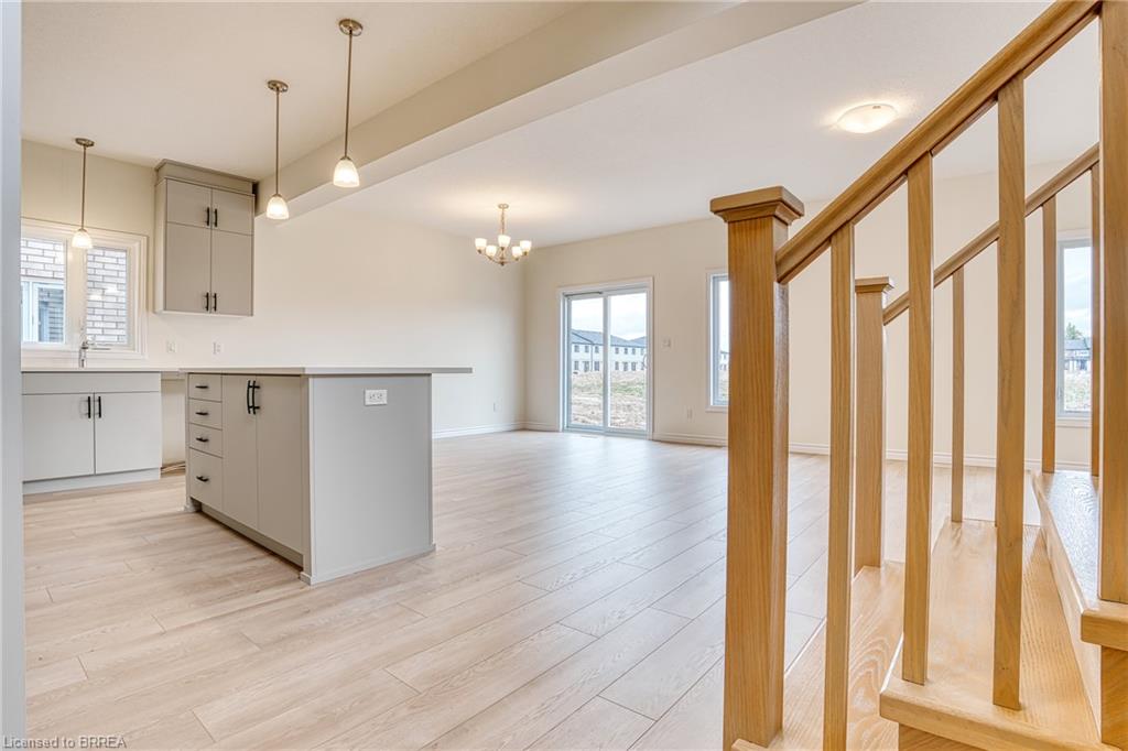 30 Ford Drive Property Photo 2