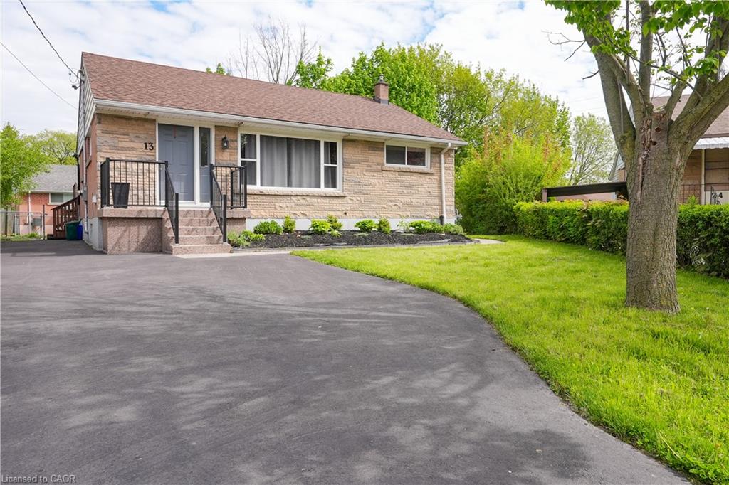 13 Beaucourt Place Property Photo 2
