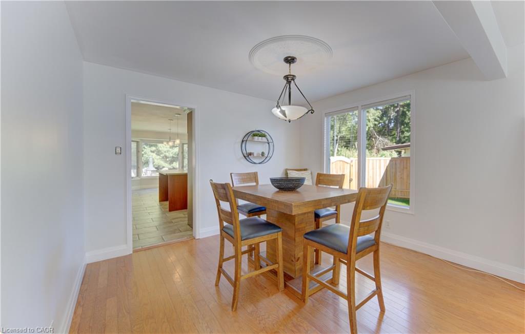 106 Autumn Hill Crescent Property Photo 7