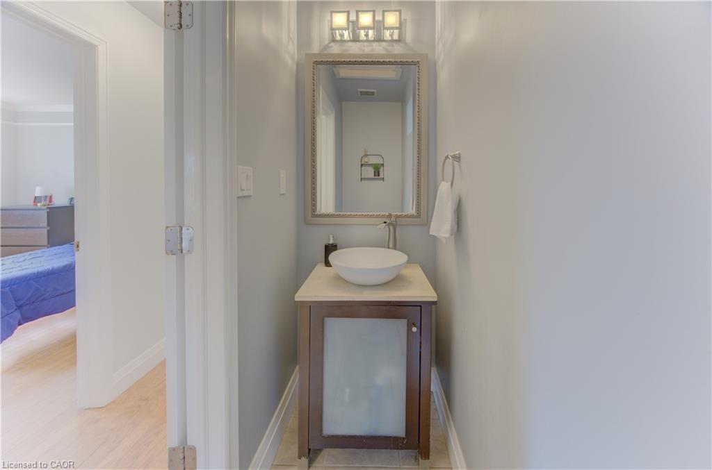 106 Autumn Hill Crescent Property Photo 14