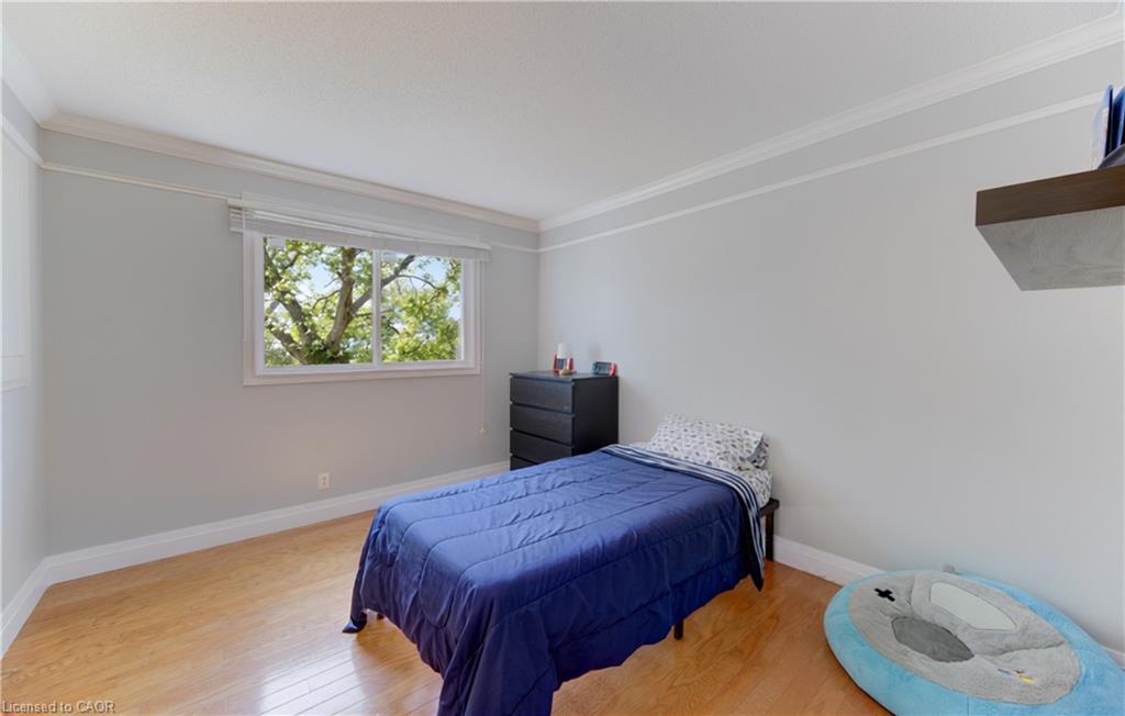 106 Autumn Hill Crescent Property Photo 15