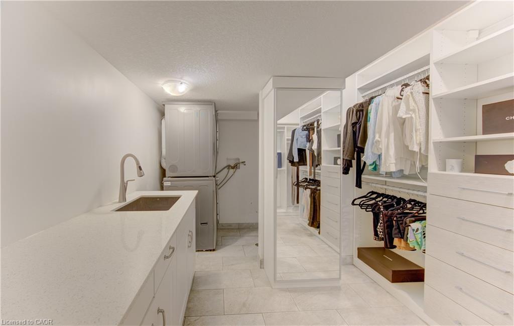 106 Autumn Hill Crescent Property Photo 23