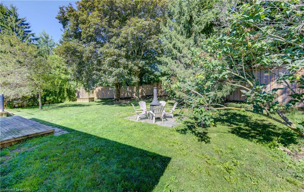 106 Autumn Hill Crescent Property Photo 32