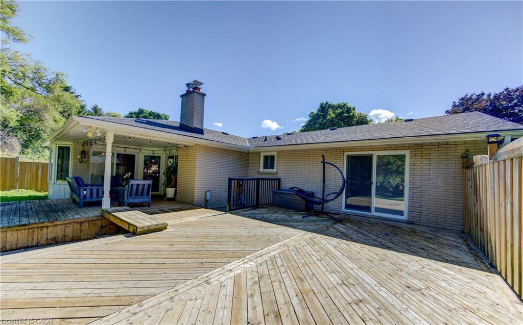106 Autumn Hill Crescent Property Photo 36
