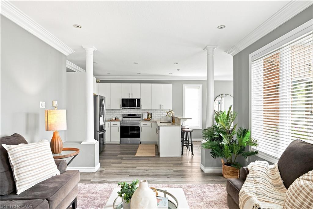 6 Country Clair Street Property Photo 14