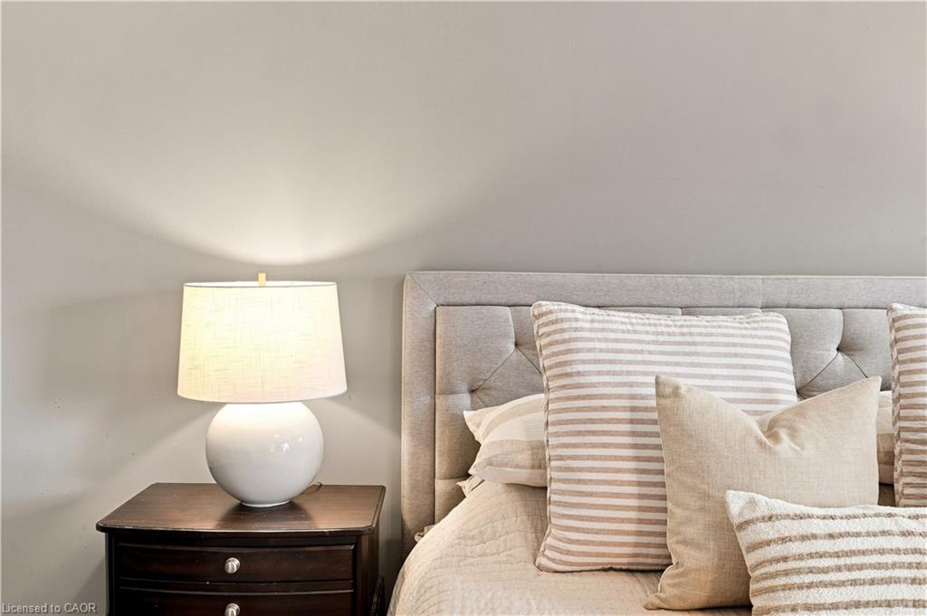 6 Country Clair Street Property Photo 19