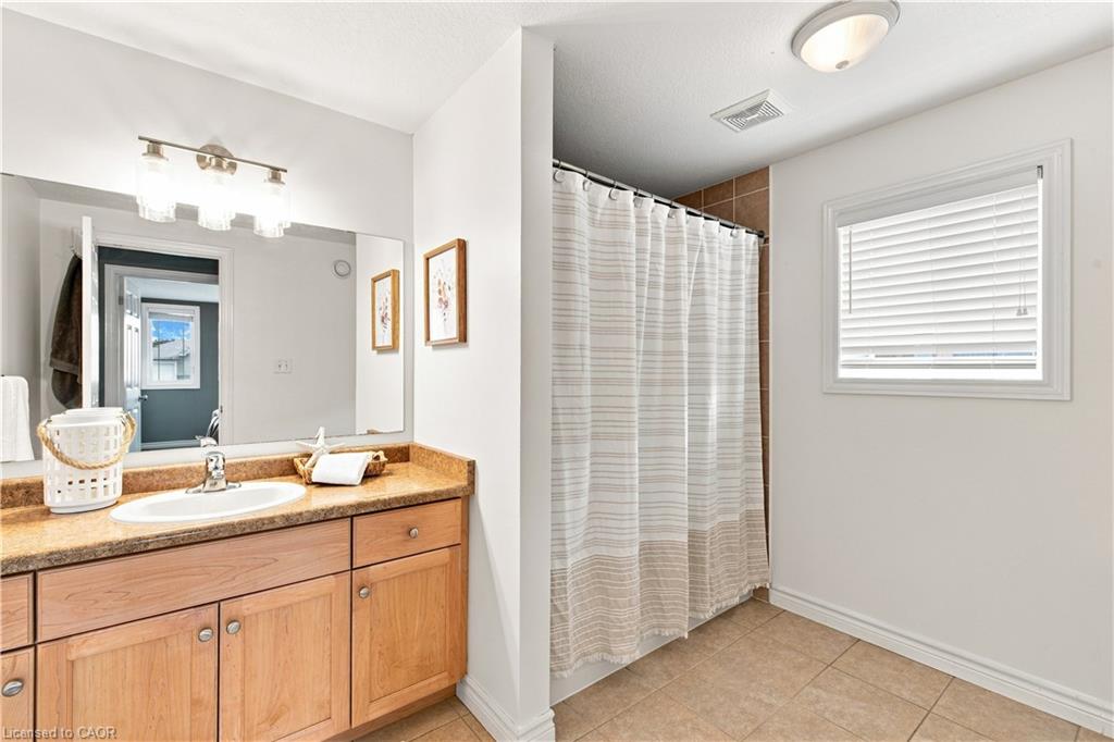 6 Country Clair Street Property Photo 26