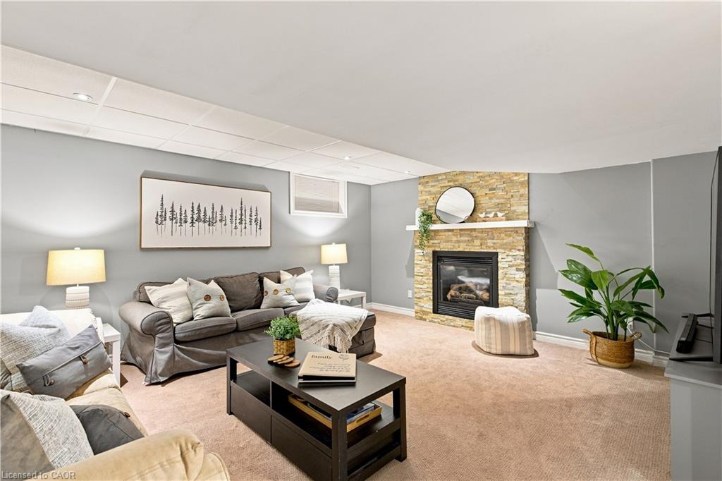 6 Country Clair Street Property Photo 33