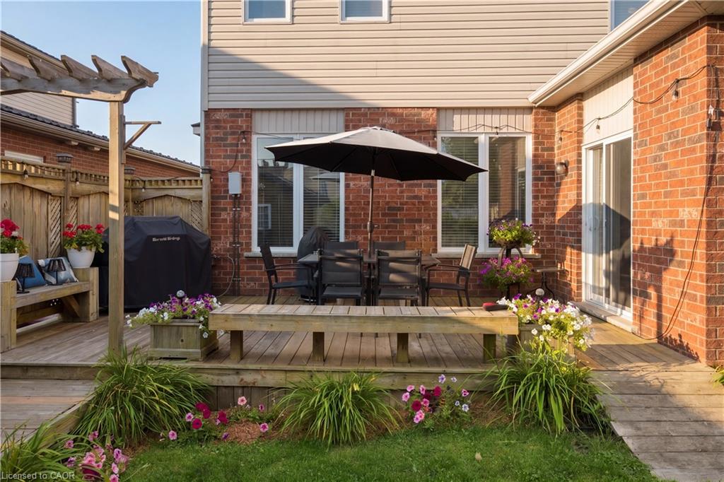 6 Country Clair Street Property Photo 38