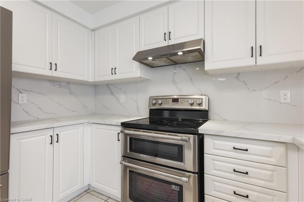 48 Evans Street Property Photo 12