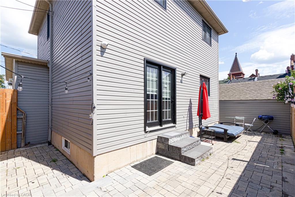 48 Evans Street Property Photo 21