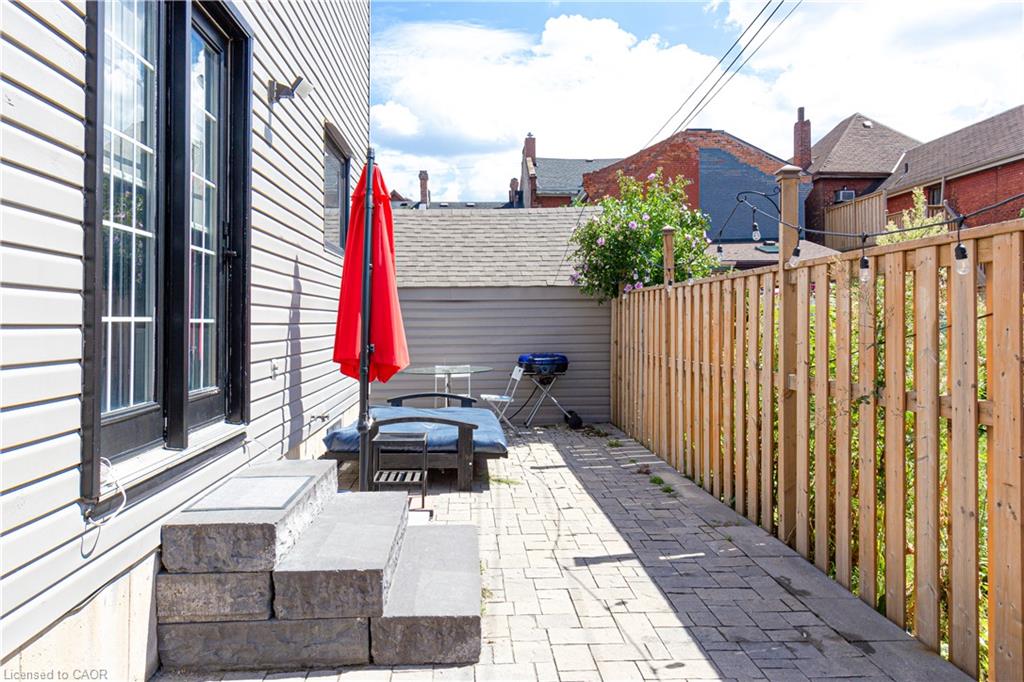 48 Evans Street Property Photo 22