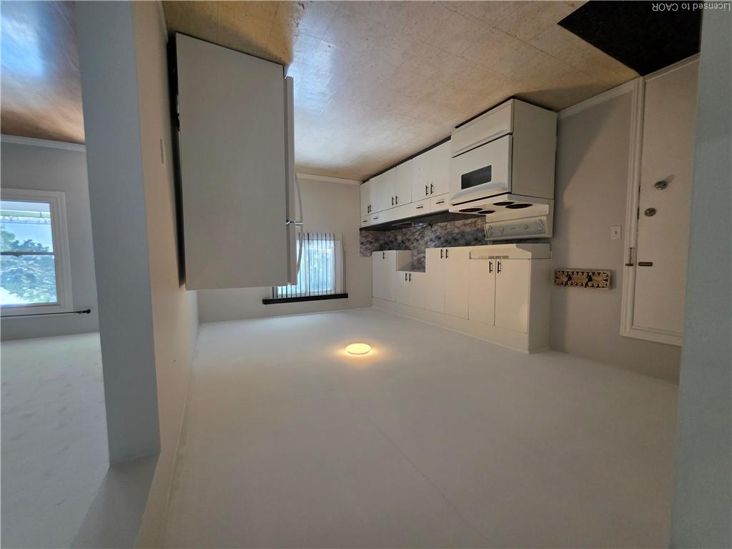 3-362 Grey Street Property Photo 3