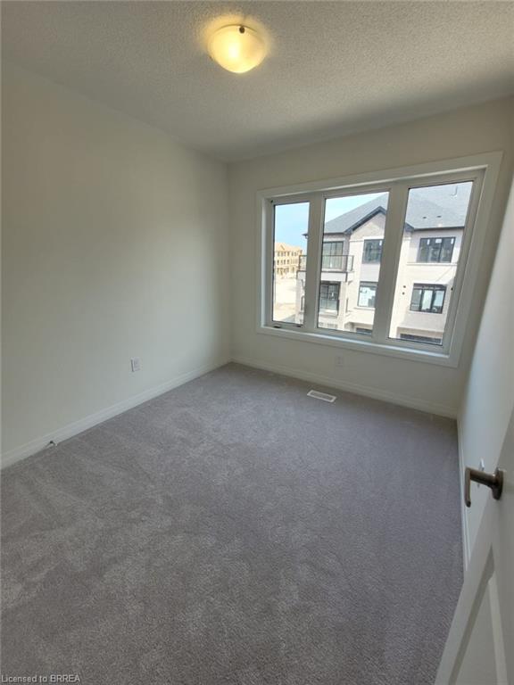 913-585 Colborne Street E Property Photo 13