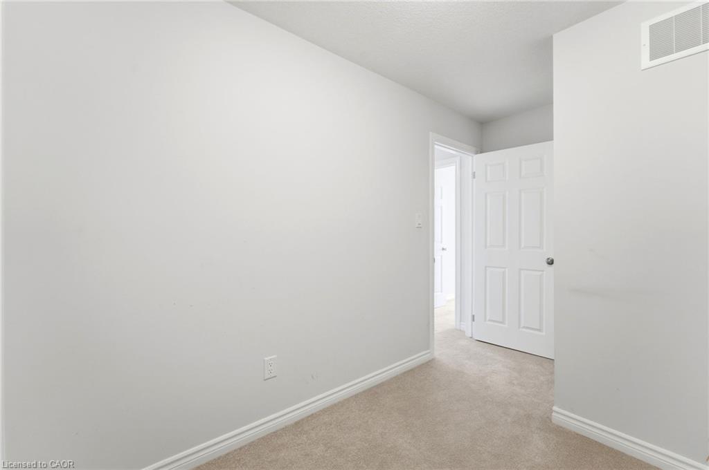126-677 Park Road N Property Photo 23
