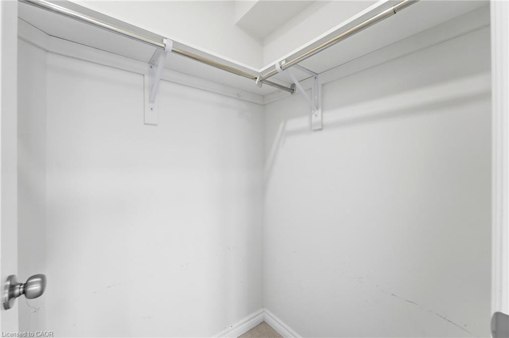 126-677 Park Road N Property Photo 28