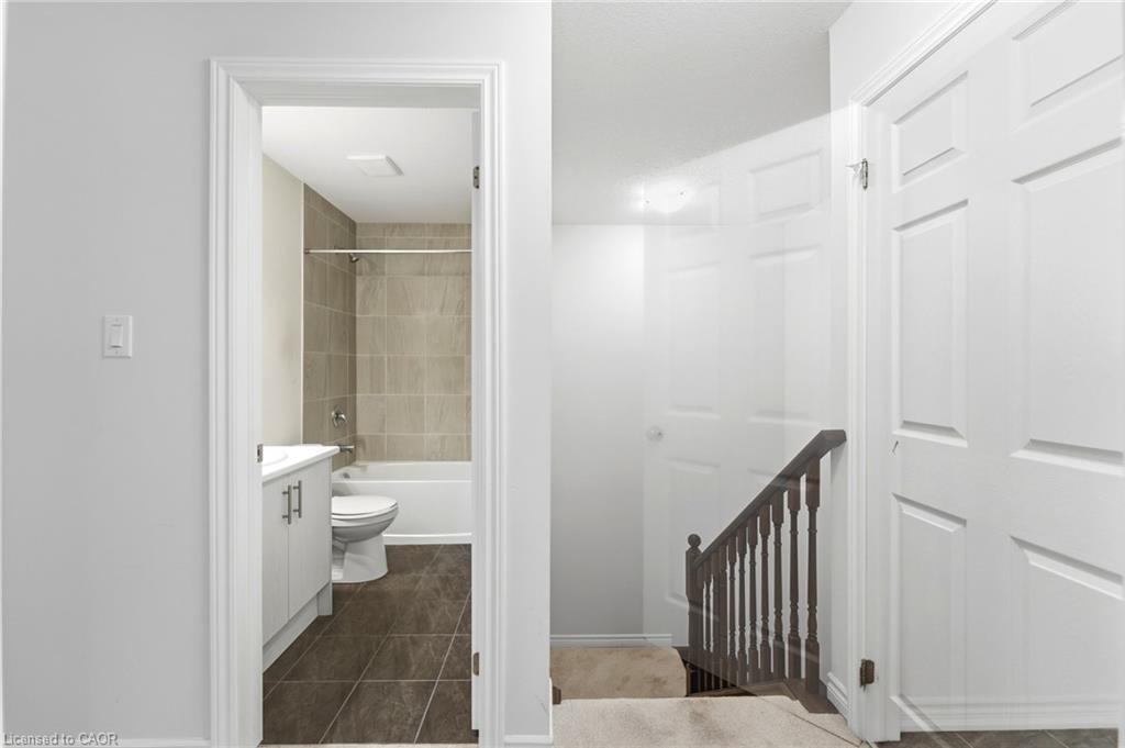 126-677 Park Road N Property Photo 31