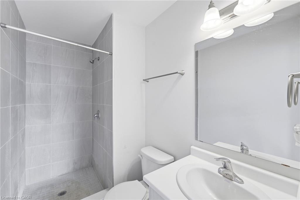 126-677 Park Road N Property Photo 35