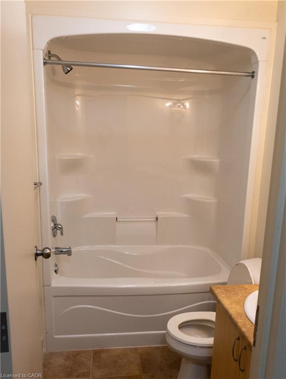 40 East Avenue Property Photo 9
