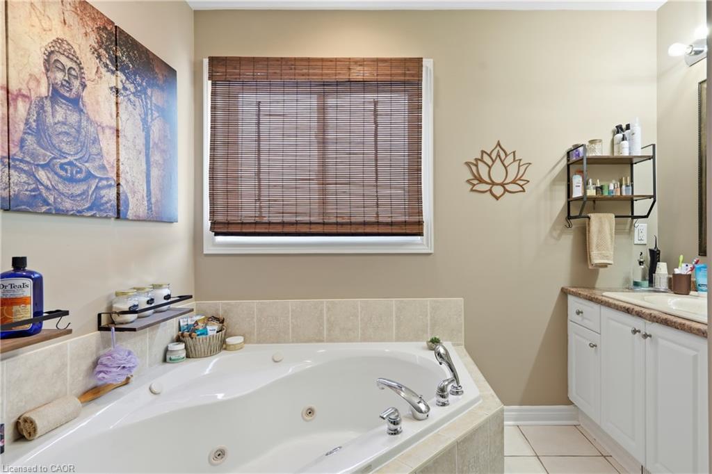 202 Wellbrook Boulevard Property Photo 12