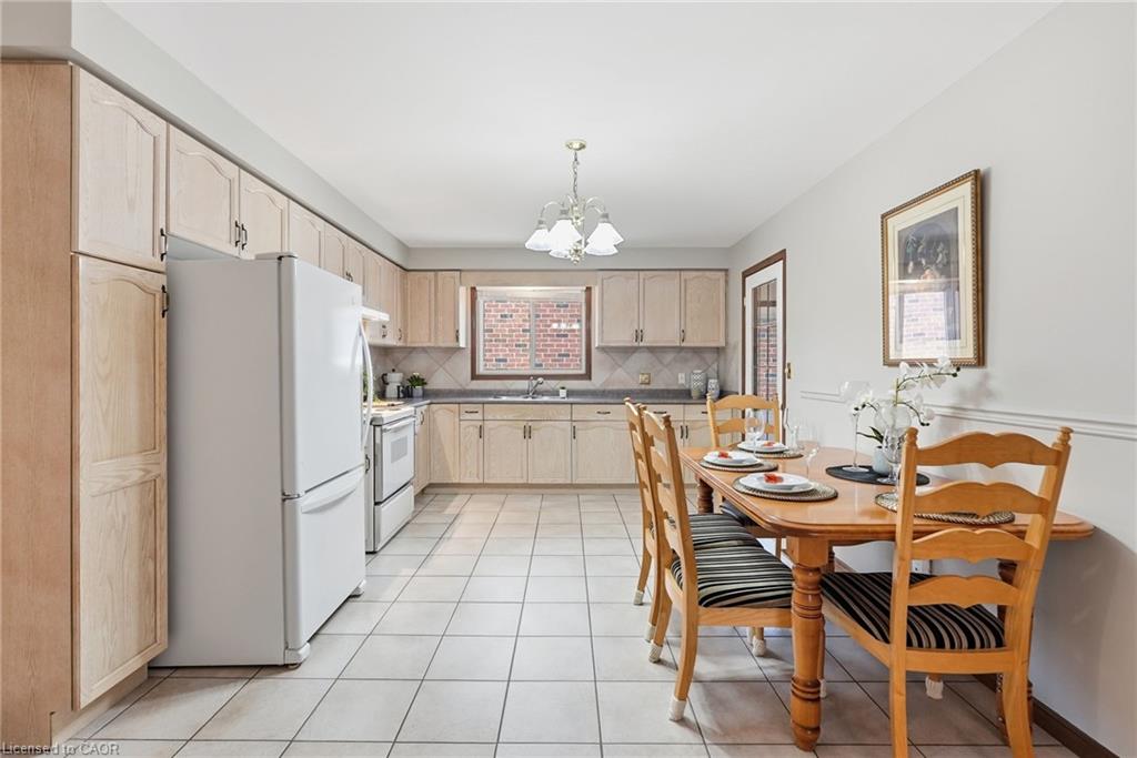 210 Bastille Street Property Photo 14