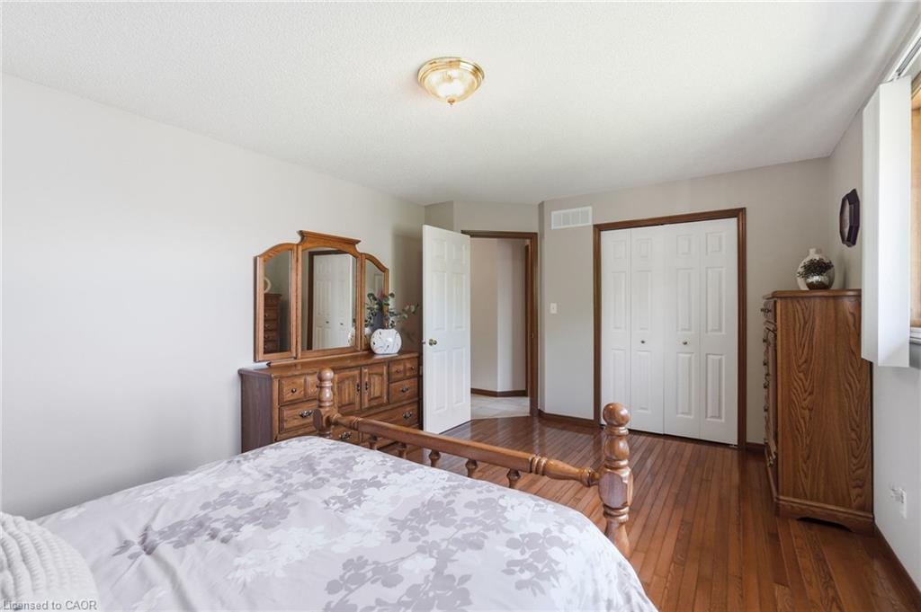 210 Bastille Street Property Photo 18