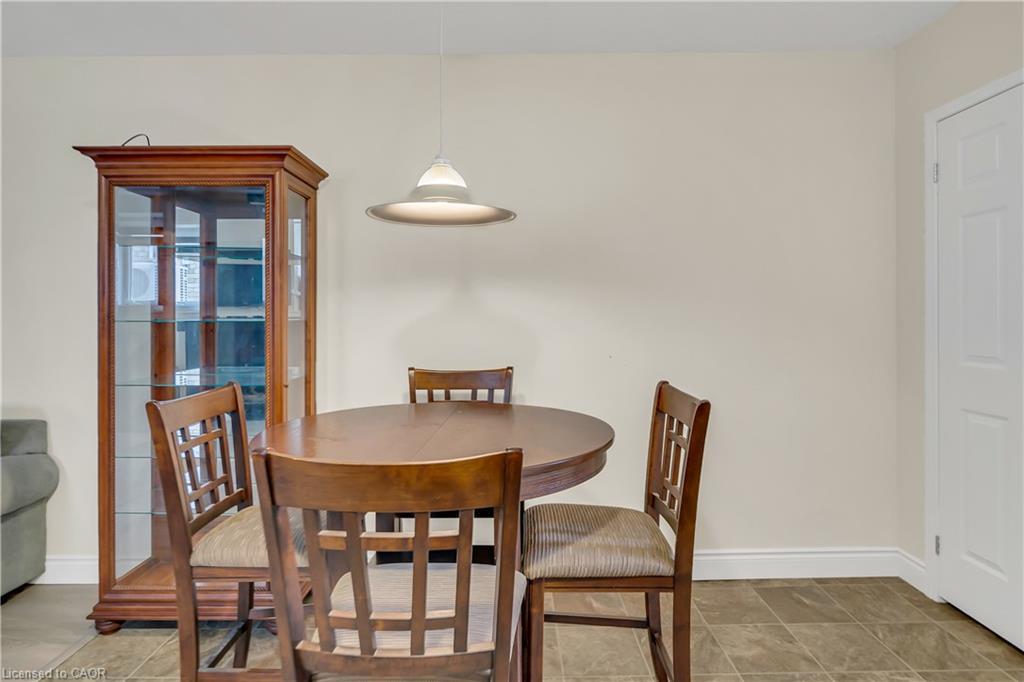 14a-931 Glasgow Street Property Photo 11