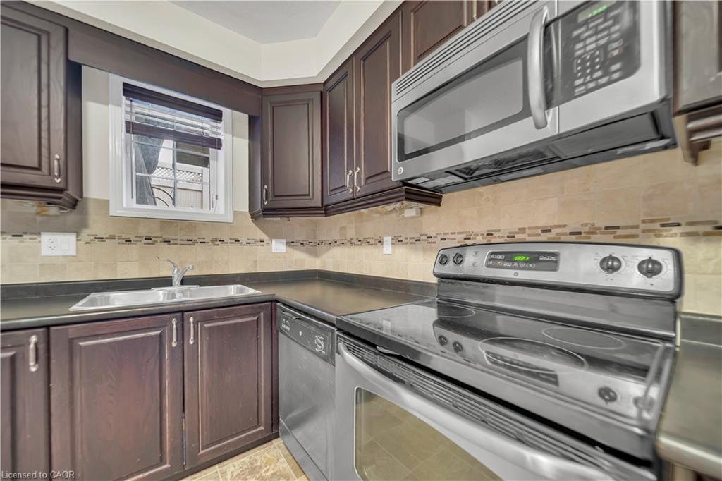 14a-931 Glasgow Street Property Photo 20