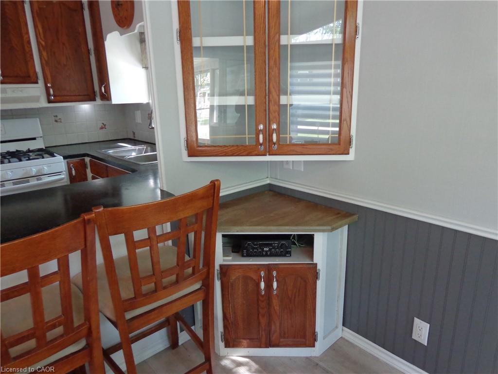 422-1652 Puddicombe Road Property Photo 10