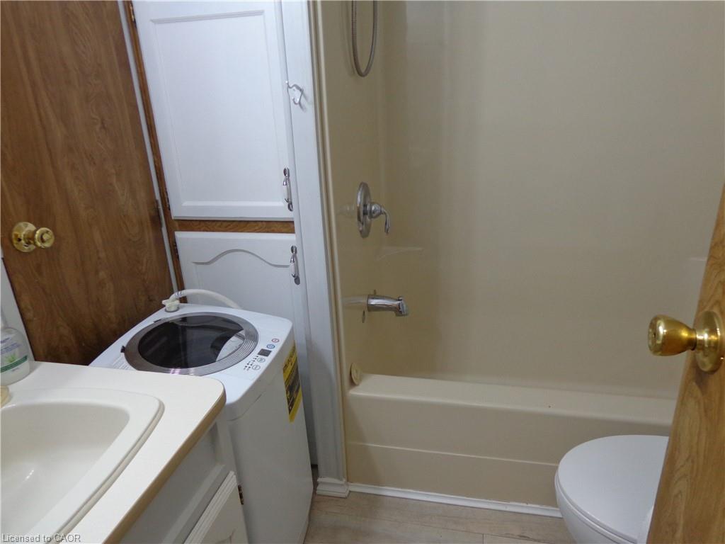 422-1652 Puddicombe Road Property Photo 12