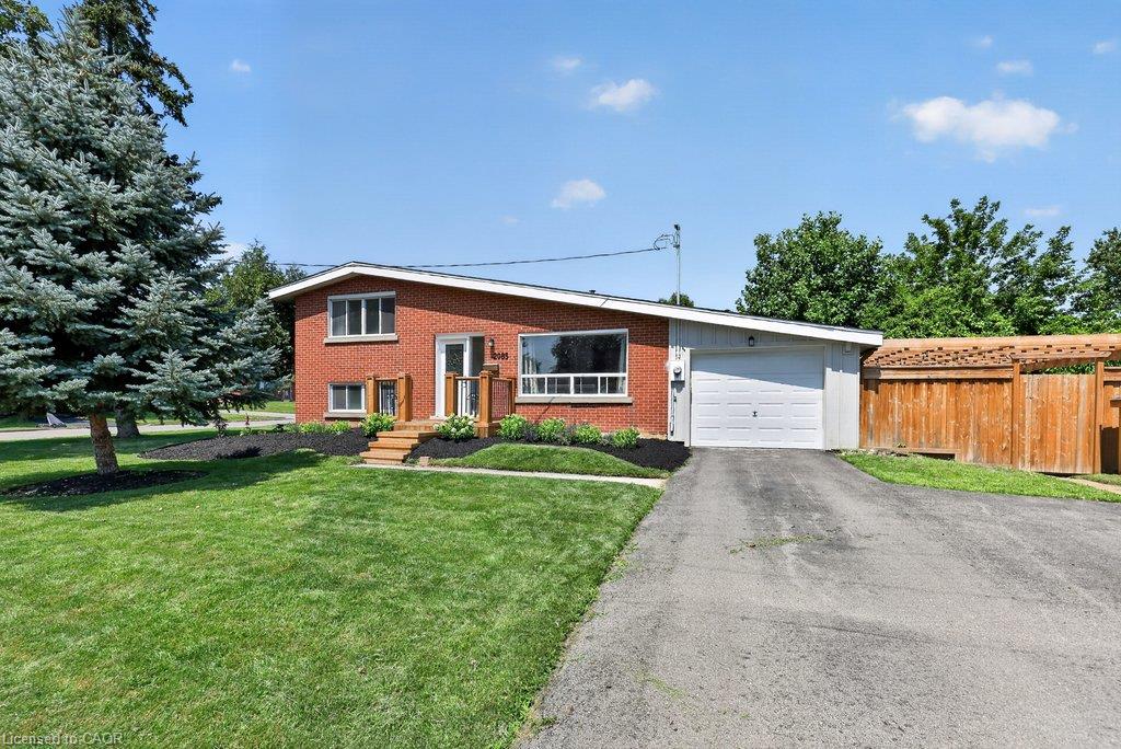 2085 Mountainside Drive Property Photo 1
