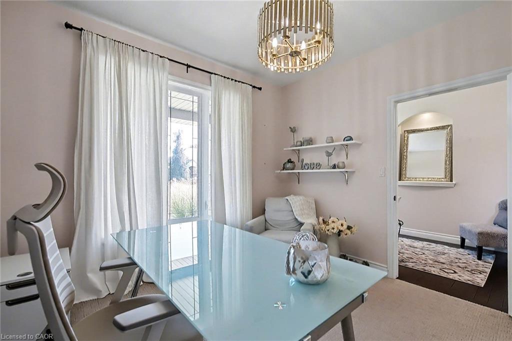 8 Zaduk Place Property Photo 5