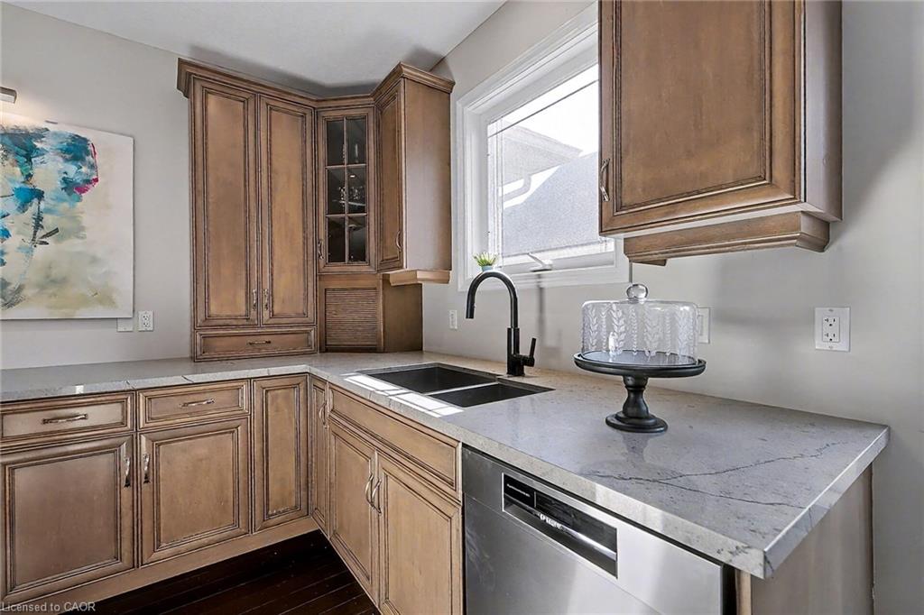 8 Zaduk Place Property Photo 12
