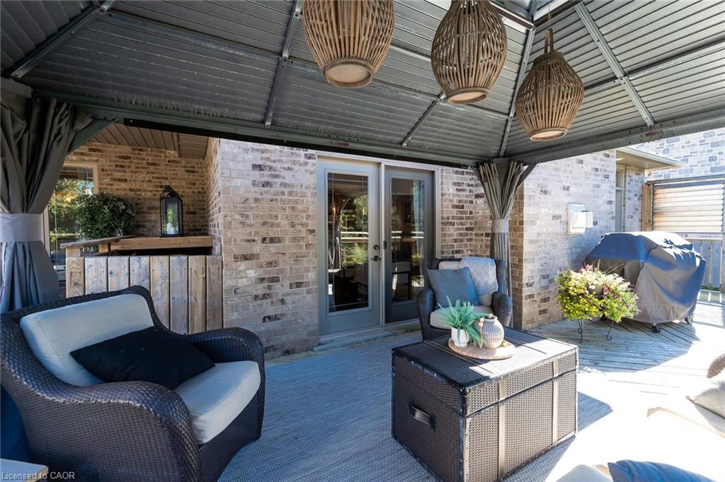 8 Zaduk Place Property Photo 49