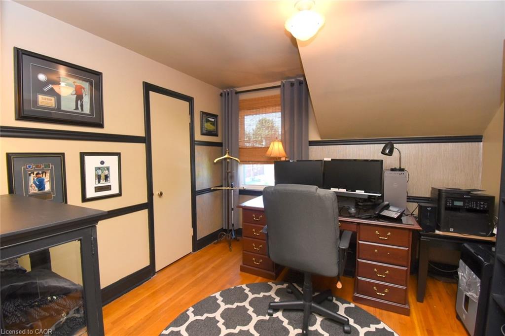 139 Garside Avenue S Property Photo 27