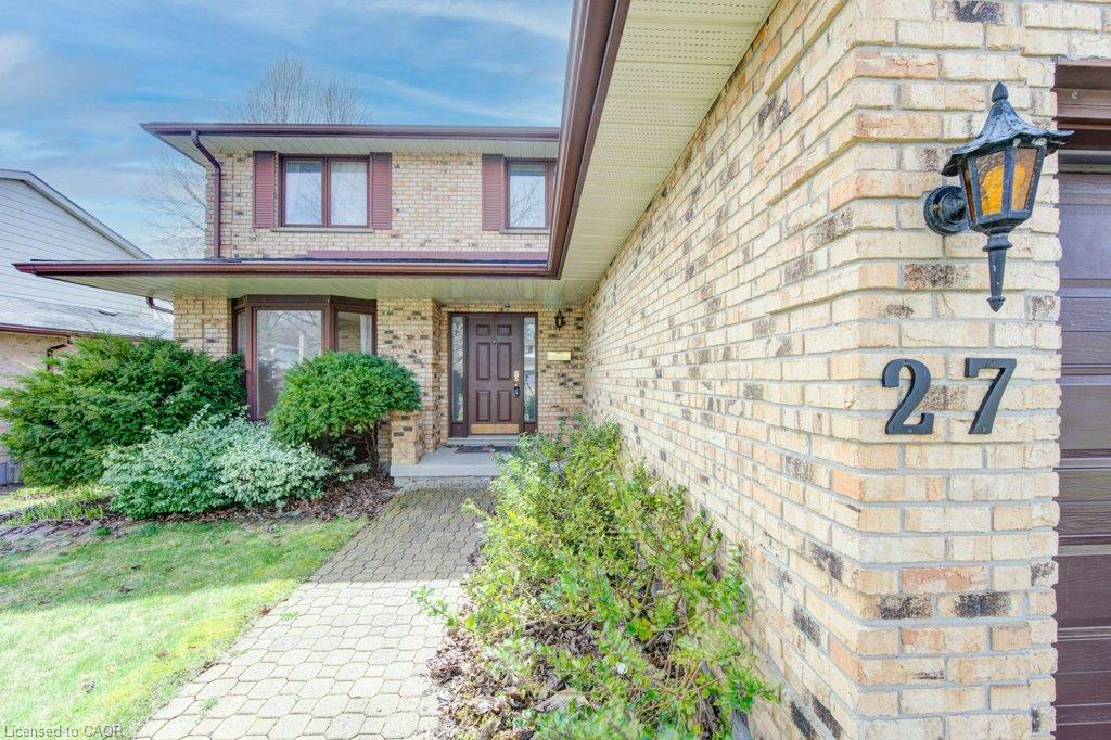 27 Walmer Gardens Property Photo 2