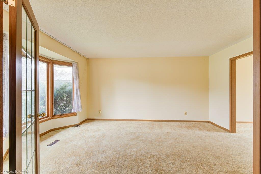 27 Walmer Gardens Property Photo 4
