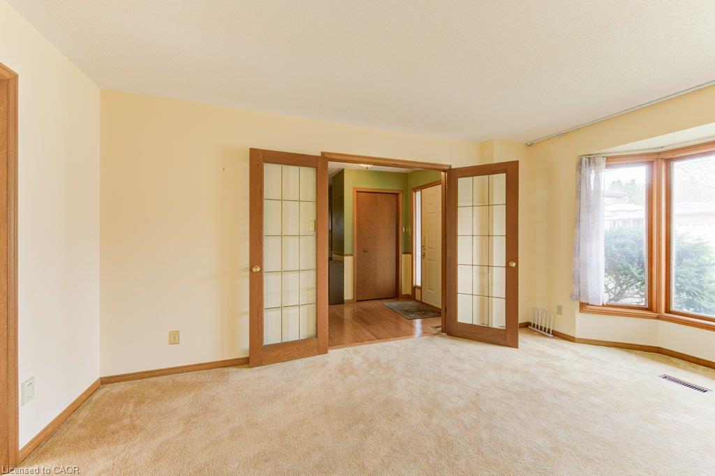 27 Walmer Gardens Property Photo 6