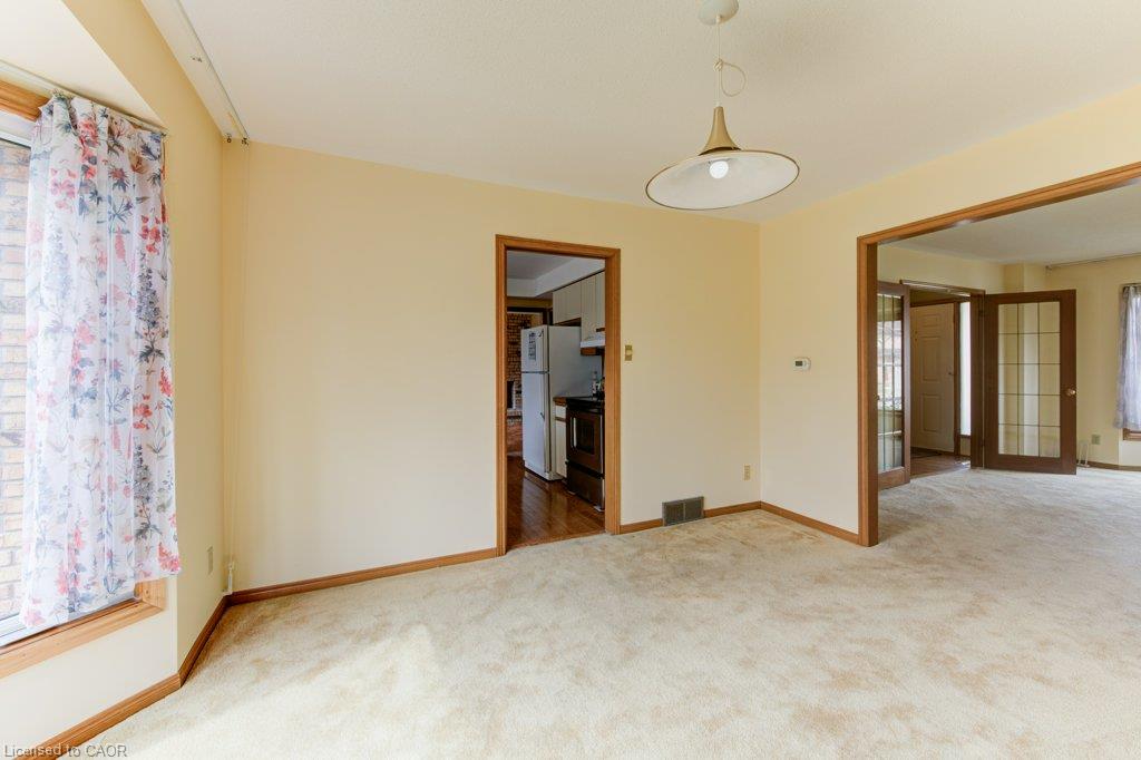 27 Walmer Gardens Property Photo 8