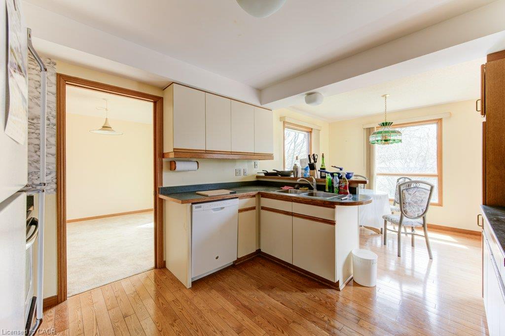 27 Walmer Gardens Property Photo 11