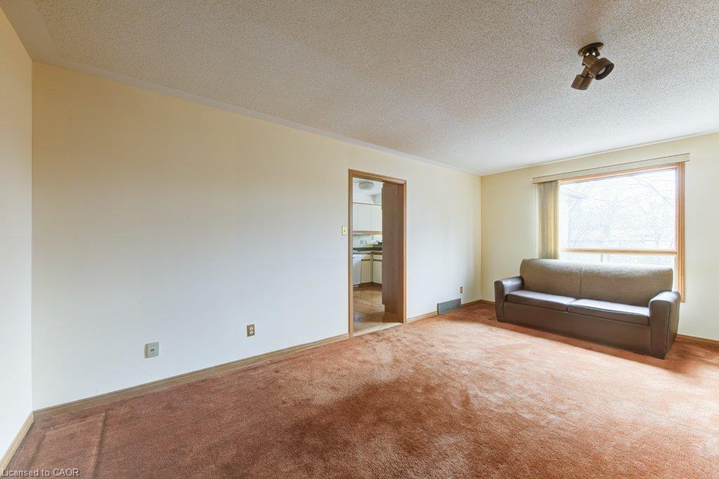 27 Walmer Gardens Property Photo 15