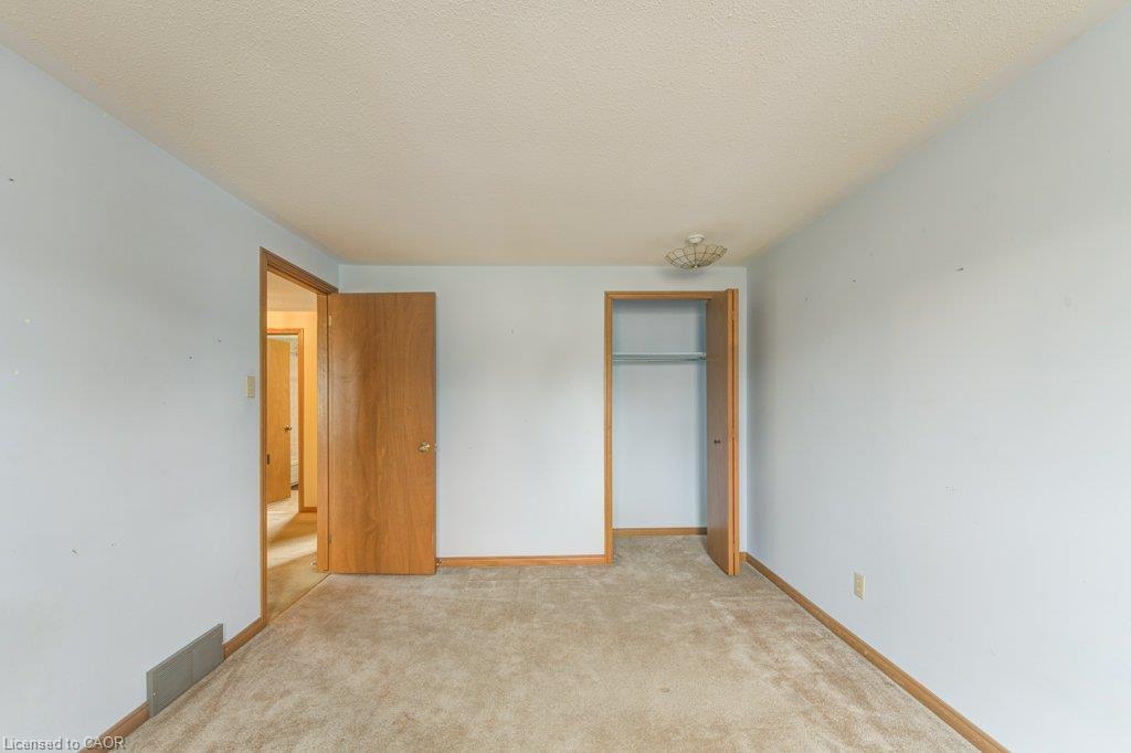27 Walmer Gardens Property Photo 26