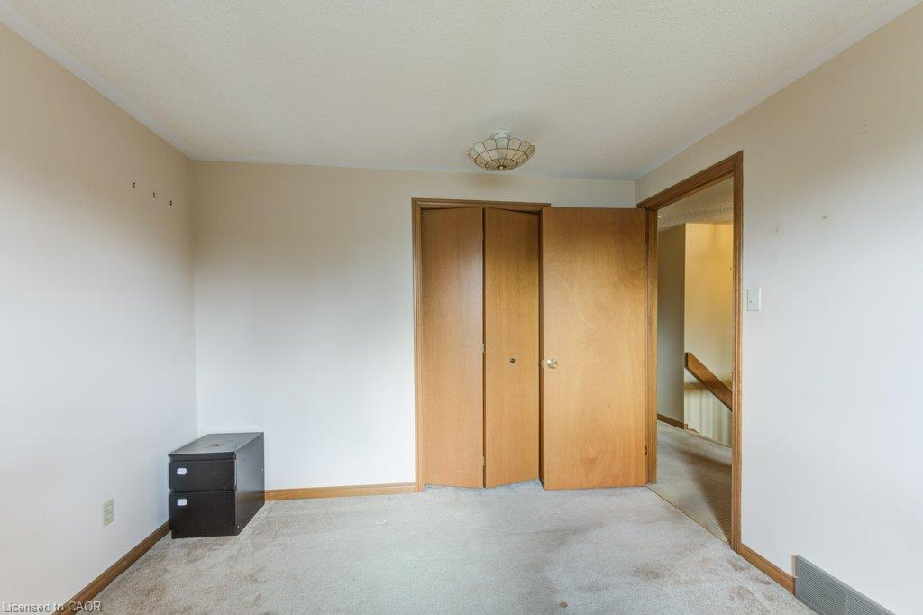 27 Walmer Gardens Property Photo 28
