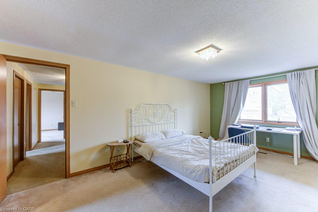 27 Walmer Gardens Property Photo 29
