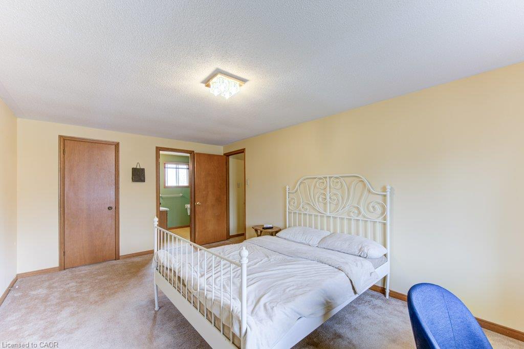 27 Walmer Gardens Property Photo 30